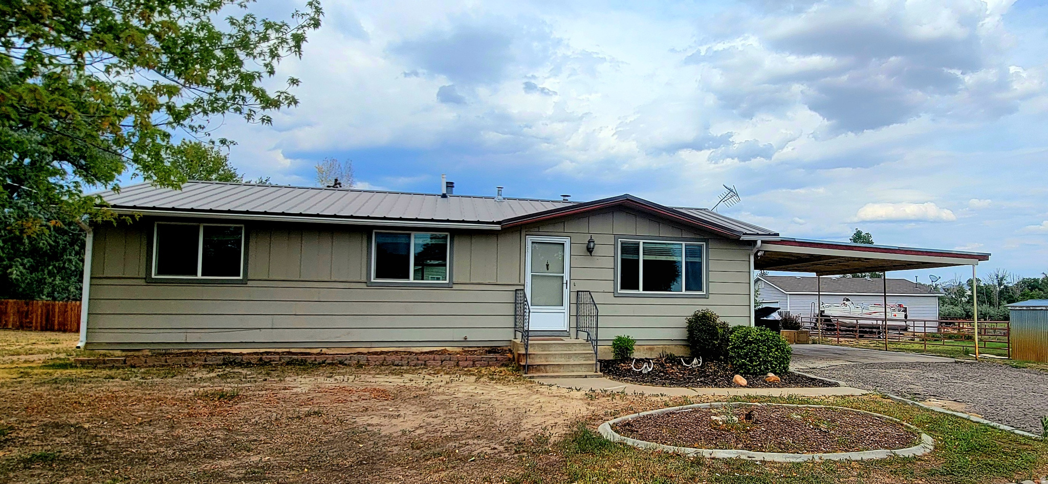 1062 N 500 W, Vernal, UT 84078 — photo 1