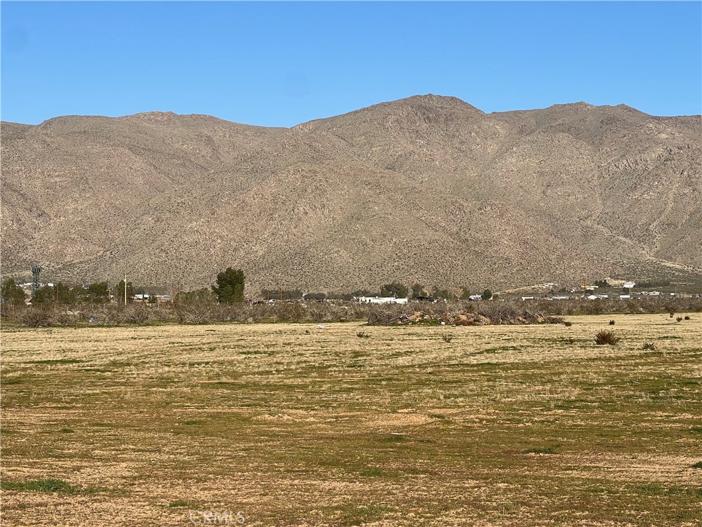 3 Manzana Drive, Apple Valley, CA 92308 — photo 1