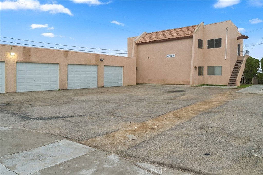 1071 May Lane, Barstow, CA 92311 — photo 1
