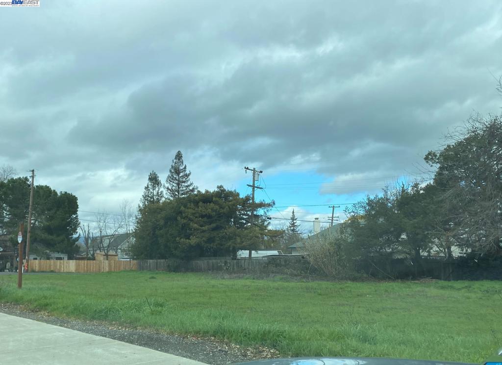 1698 D Street, Napa, CA 94559 — photo 1