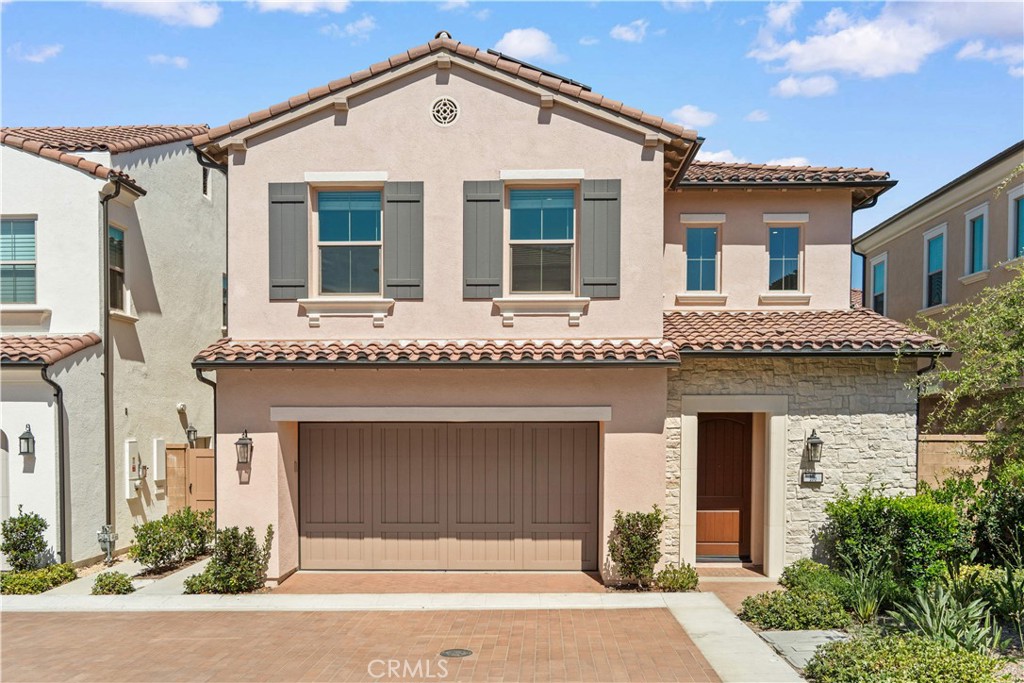 106 Glydon, Irvine, CA 92618 — photo 1