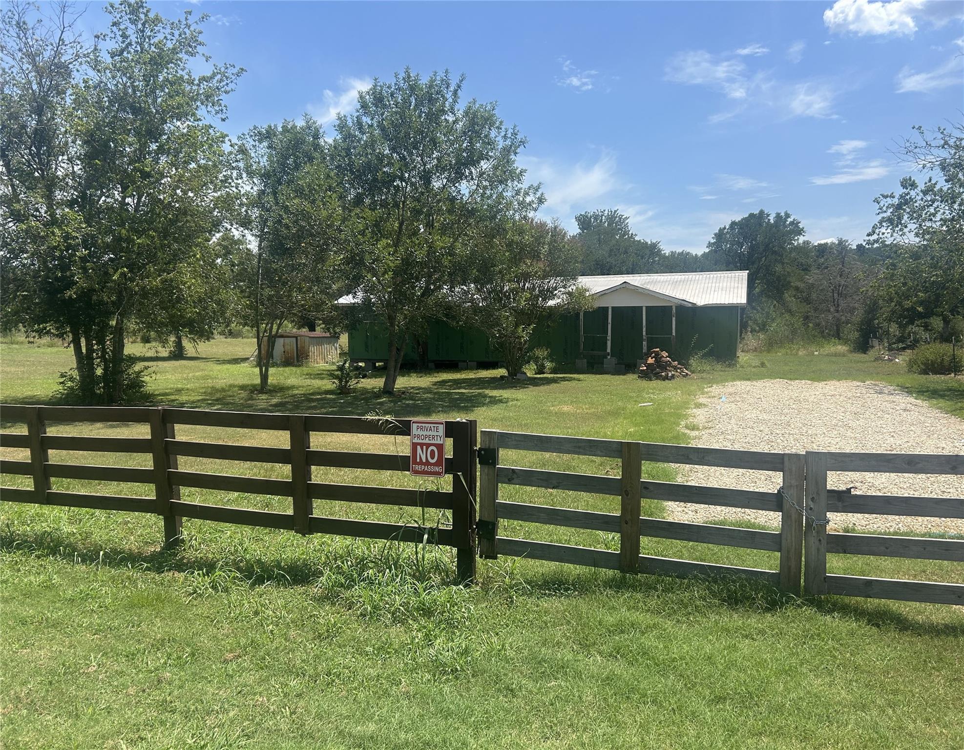 2175 Old Highway 20, McDade, TX 78650 — photo 1