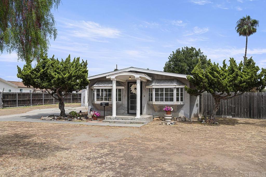 741 ELM AVE, Chula Vista, CA 91910 — photo 1