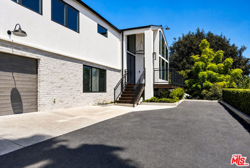 2141 Indian Springs Lane, Newport Beach, CA 92660 — photo 1