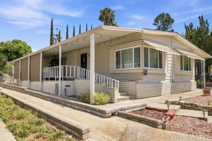 18218 Paradise Mountain Road 148, Valley Center, CA 92082 — photo 1