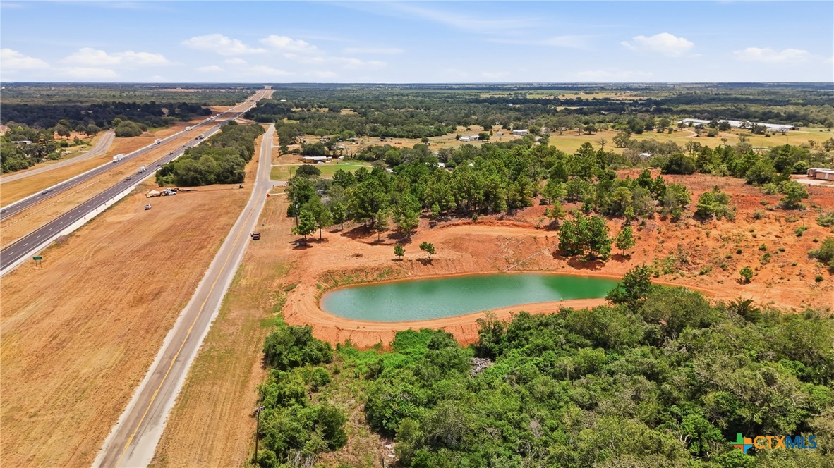 22187 Interstate10, Luling, TX 78648 — photo 1
