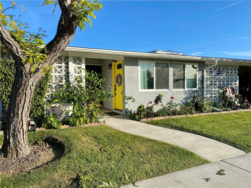 1312 Golden Rain Rd., M2-67I, Seal Beach, CA 90740 — photo 1