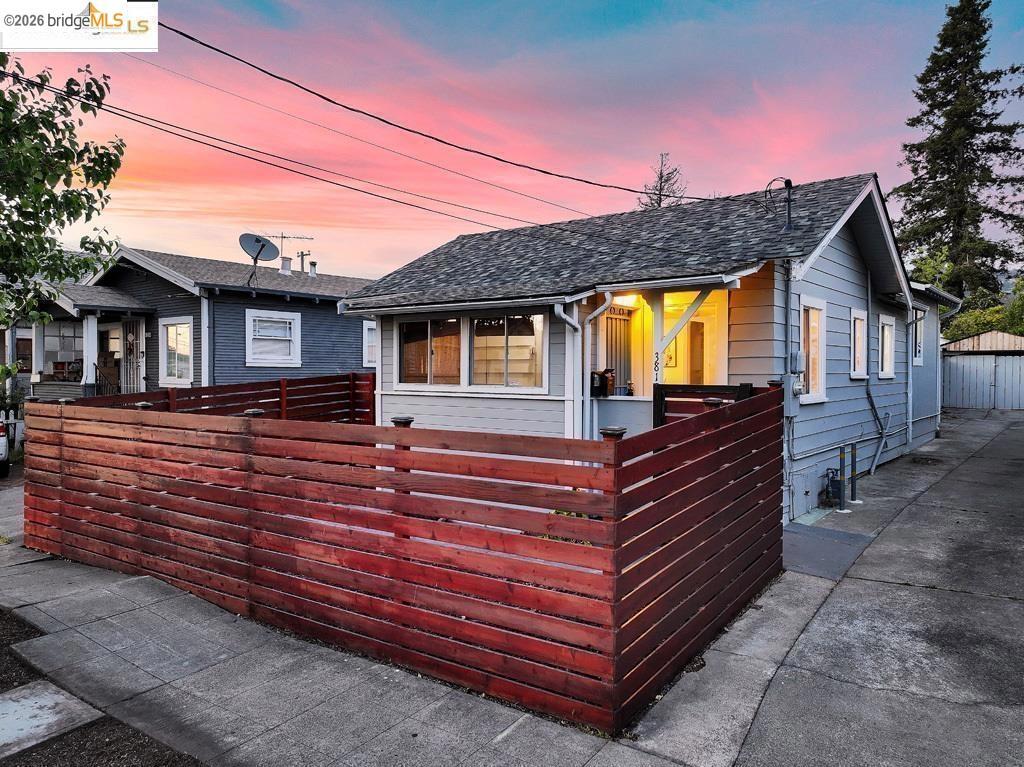 3818 Suter ST, Oakland, CA 94619 — photo 1