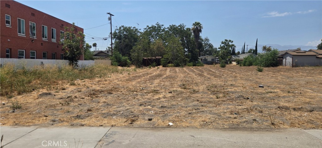 0 E st, San Bernardino, CA 92405 — photo 1