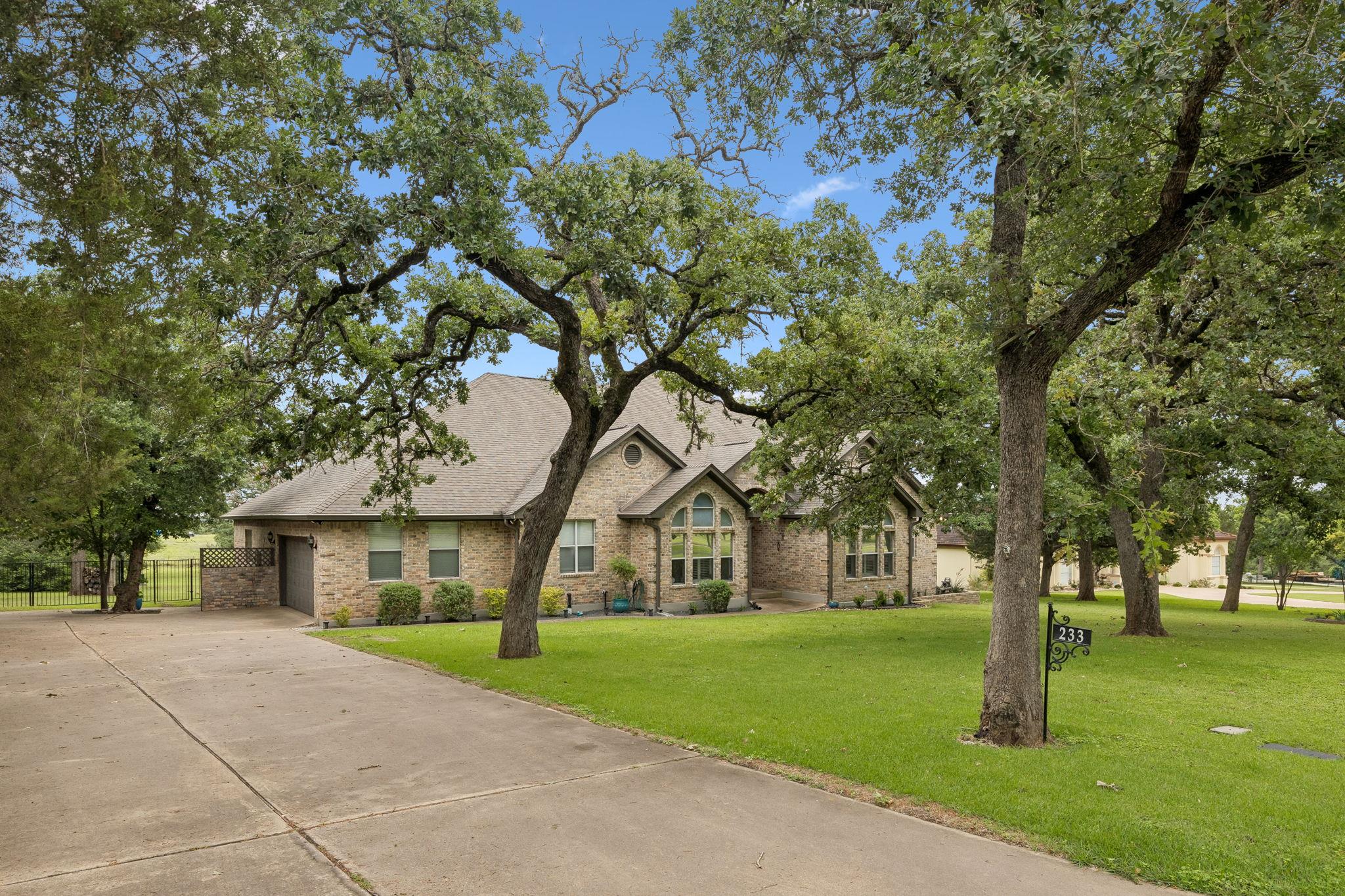 233 Colovista, Bastrop, TX 78602 — photo 1