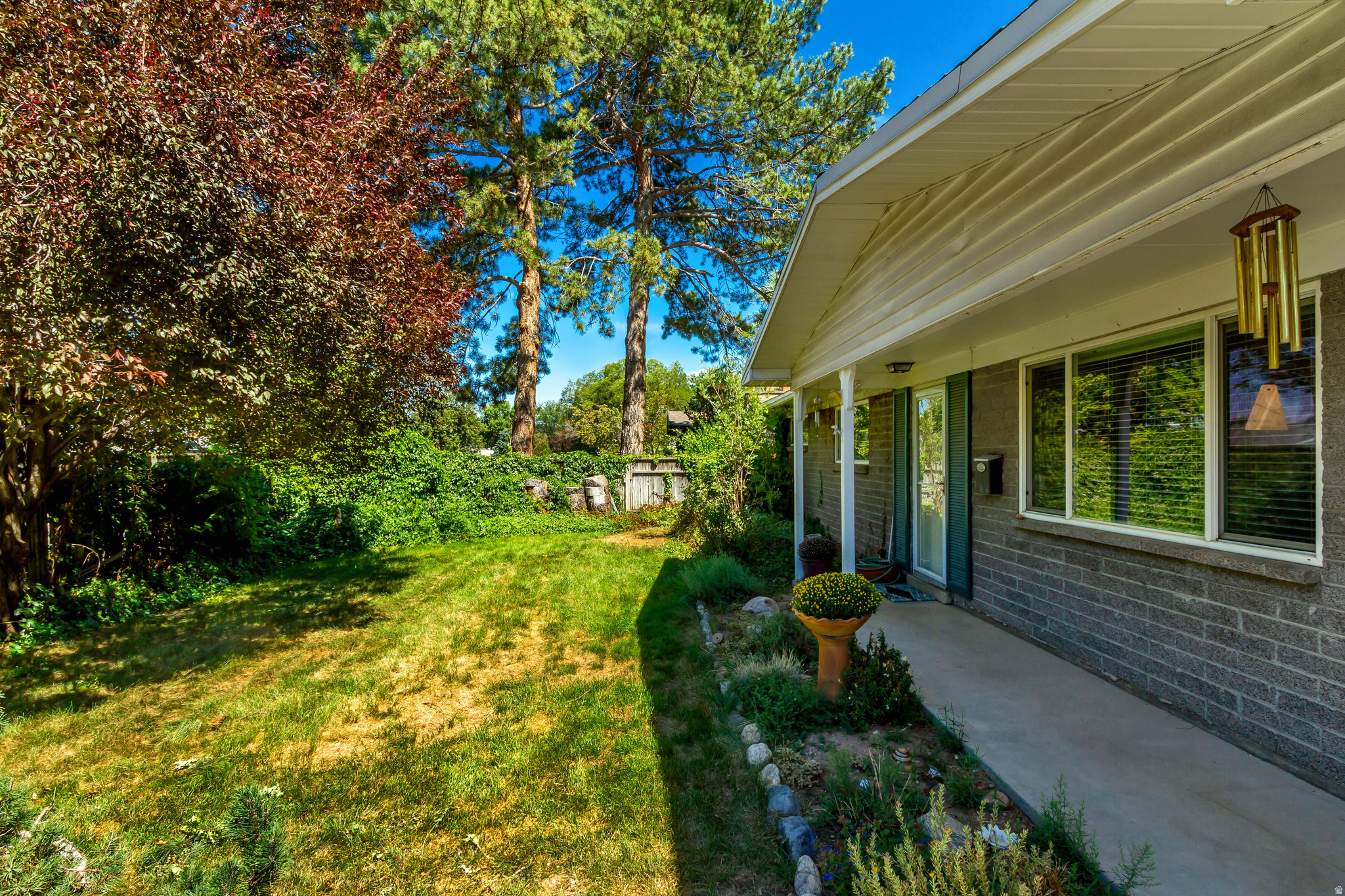 5743 S 920 E, Salt Lake City, UT 84121 — photo 1