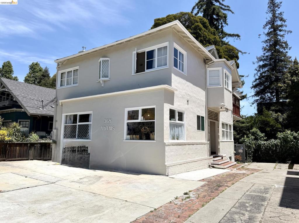 368 Adams St, Oakland, CA 94610 — photo 1