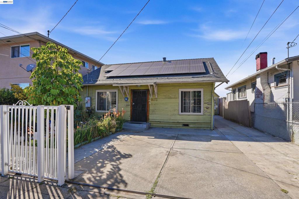 1473 82nd Ave, Oakland, CA 94621-2201 — photo 1