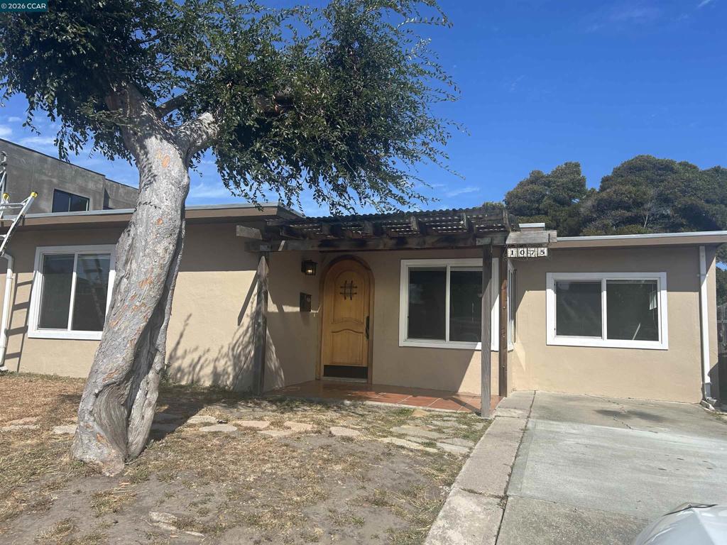 1075 Rachel Rd, San Pablo, CA 94806 — photo 1