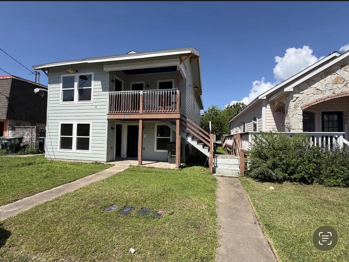 1911 40th, Galveston, TX 77550 — photo 1