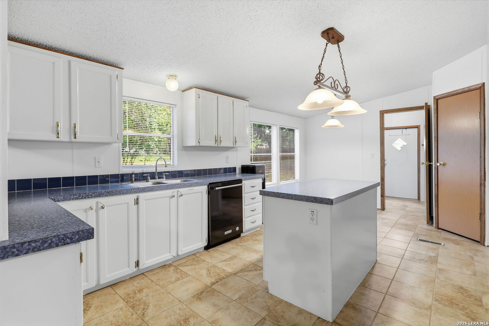 4006 County Road 382, , 78253 — photo 1
