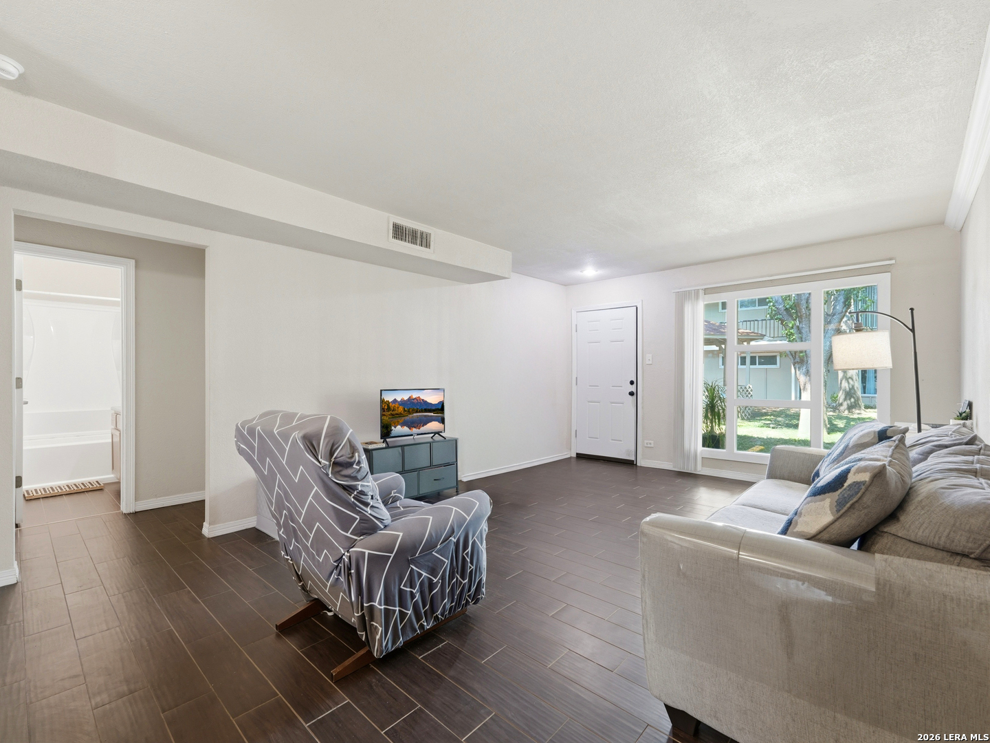255 RAMPART DR, , 78216 — photo 1