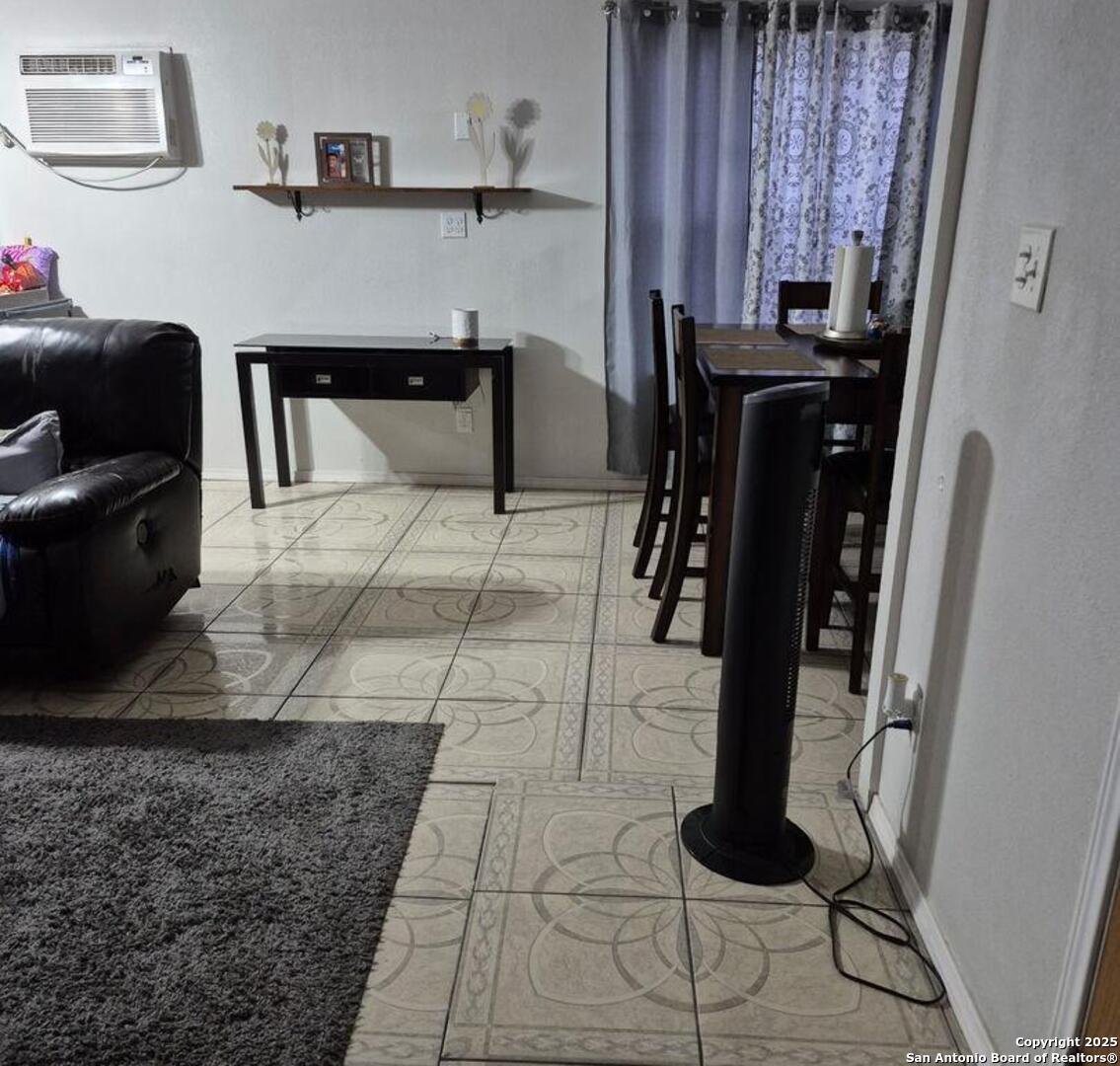 124 Mitchell St, , 78210 — photo 1