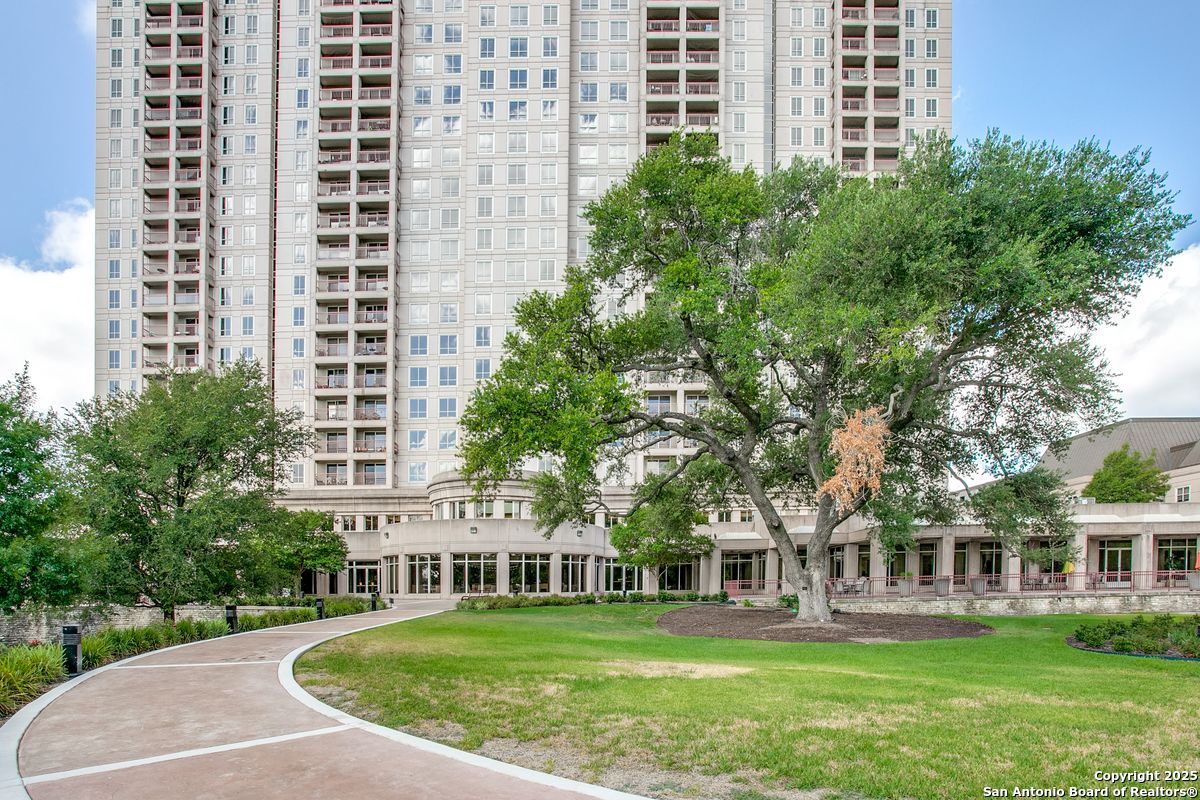 1 Towers Park Ln, ,  78209 — photo 1