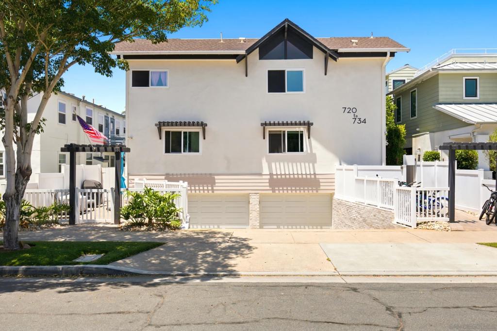 730 E Avenue, Coronado, CA 92118 — photo 1