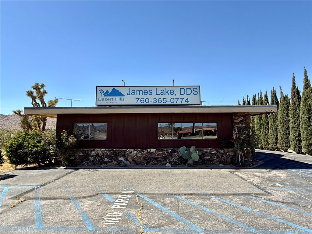 57340 29 Palms, Yucca Valley, CA 92284 — photo 1
