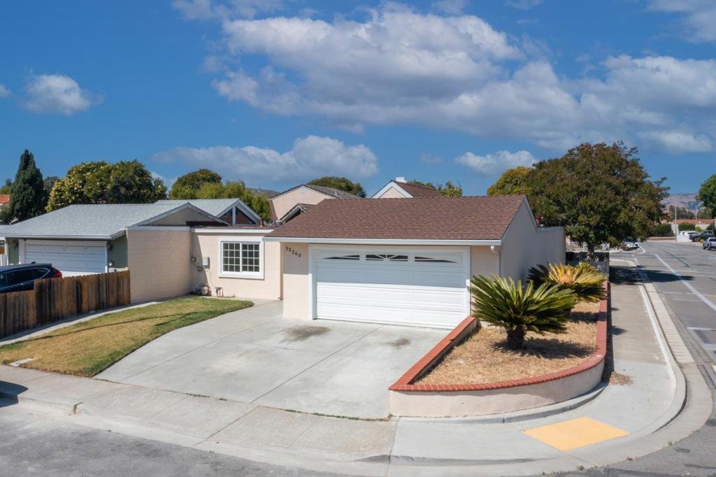 33260 Lake Oneida Street, Fremont, CA 94555 — photo 1