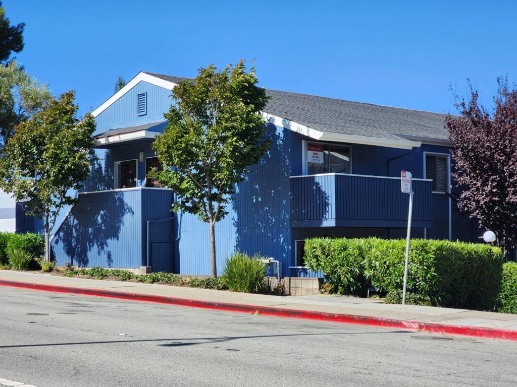 1126 NW Cherry Avenue 136, San Bruno, CA 94066 — photo 1