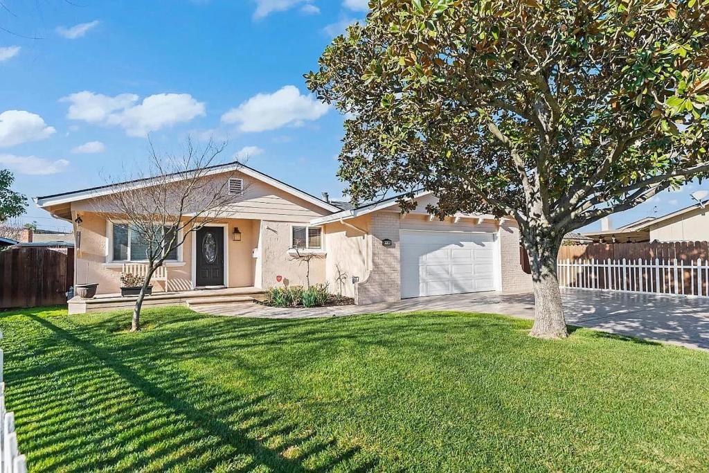 8135 Las Animas Court, Gilroy, CA 95020 — photo 1