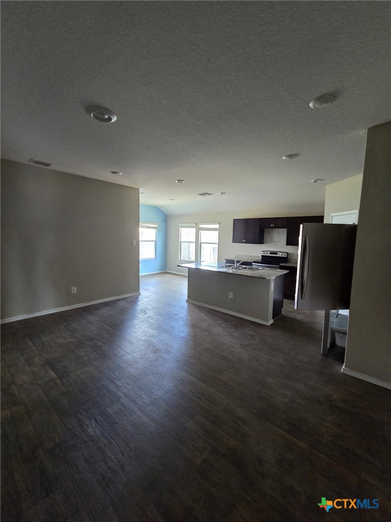 759 Monarch, Seguin, TX 78155 — photo 1