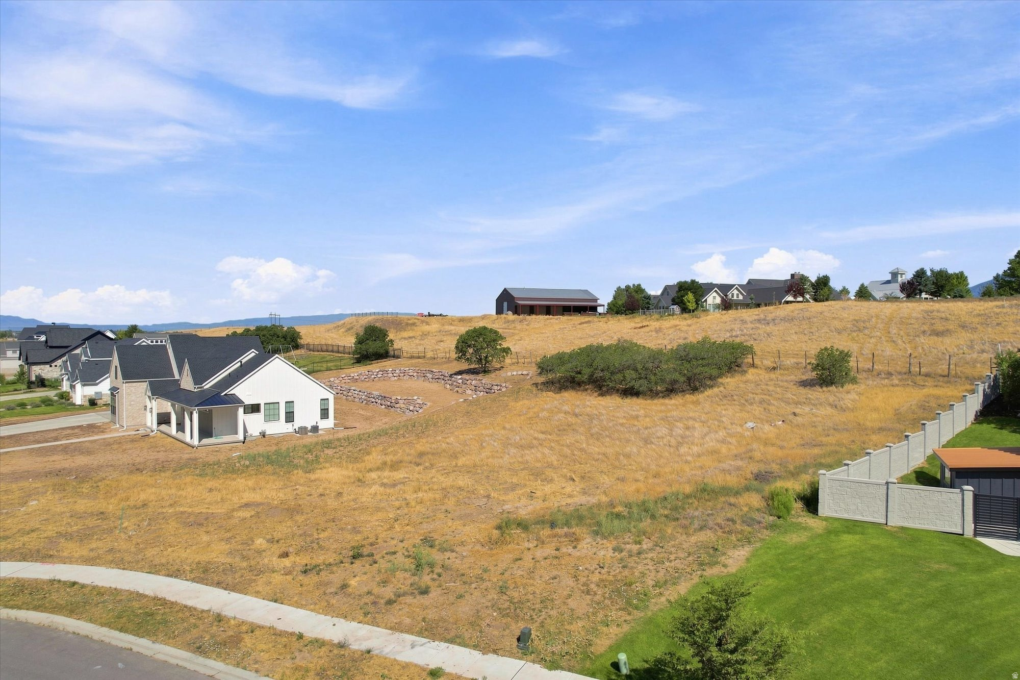 263 E TWIN HOLLOW CIR, Mapleton, UT 84664 — photo 1