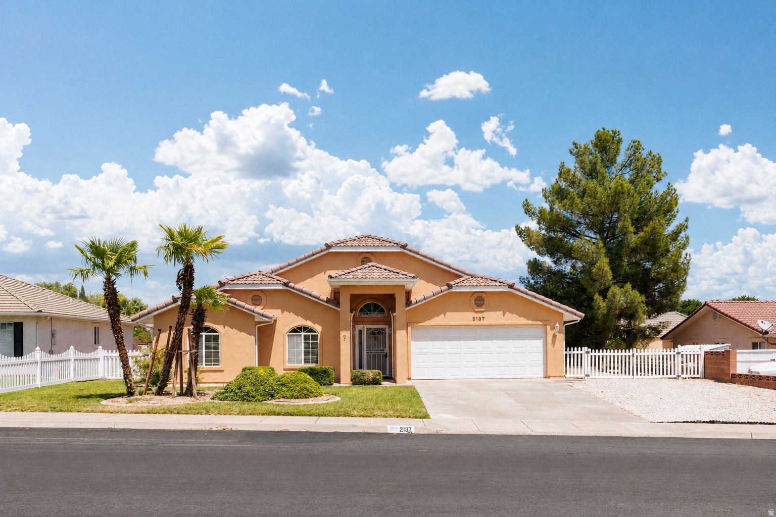 2137 E 10 S, St. George, UT 84790 — photo 1