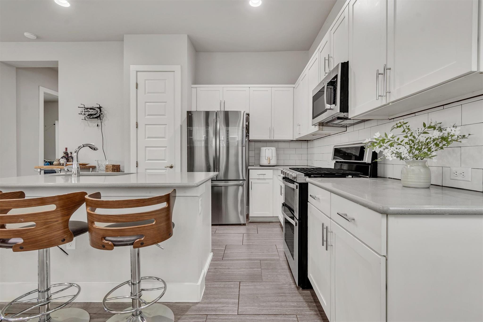 5408 Daimler, Austin, TX 78744 — photo 1