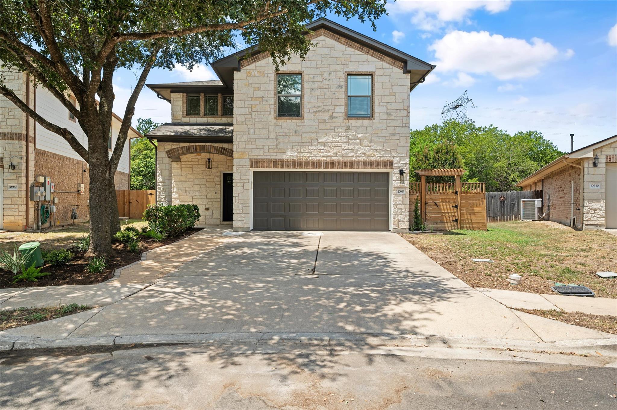10936 Short Springs, Austin, TX 78754 — photo 1
