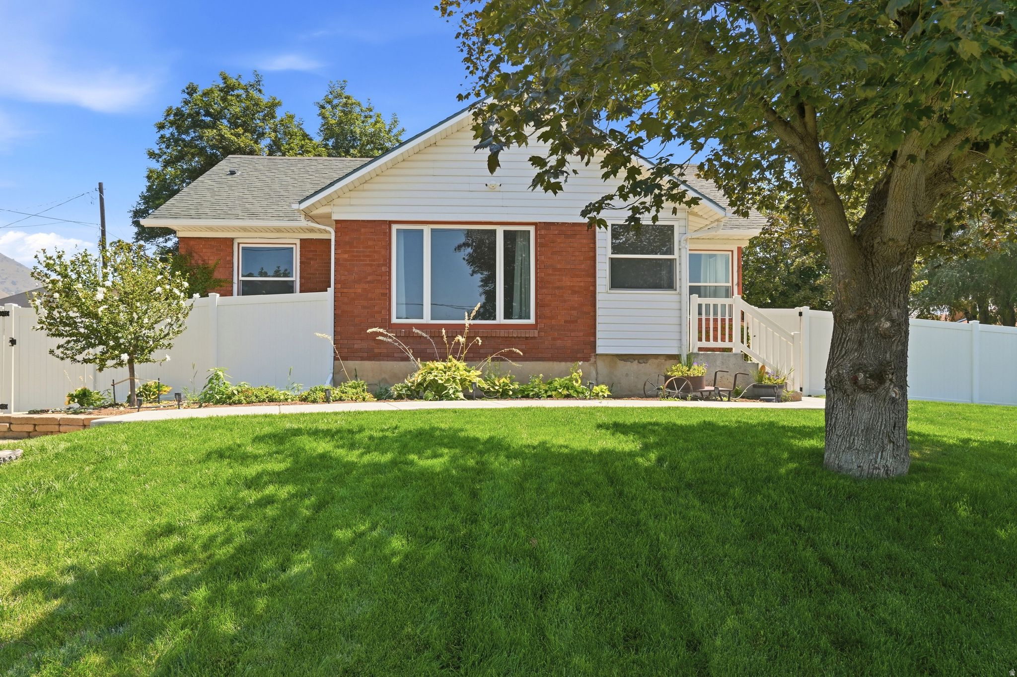 1214 N 300 W, Mapleton, UT 84664 — photo 1