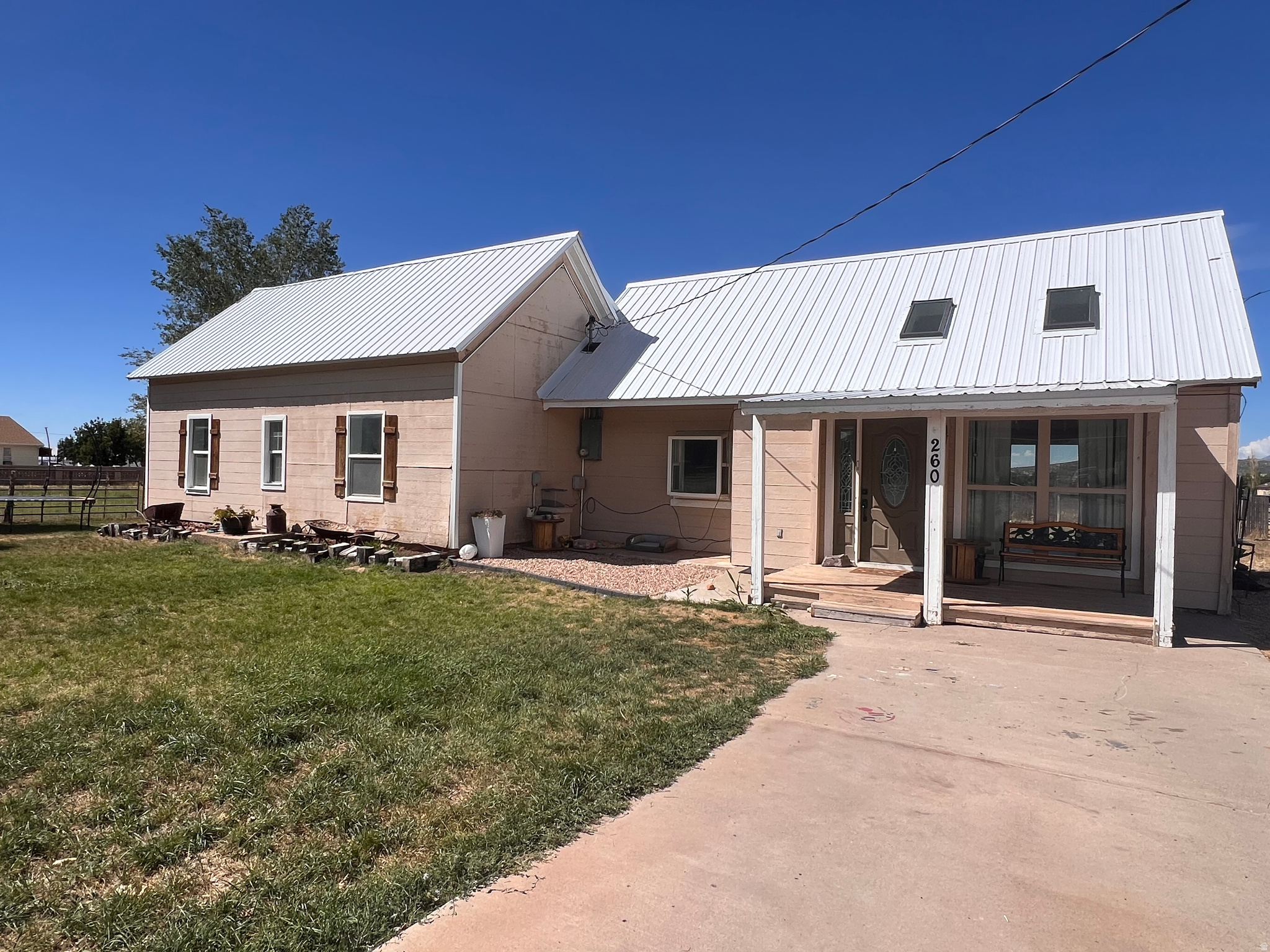 260 W 400 N, Fillmore, UT 84631 — photo 1