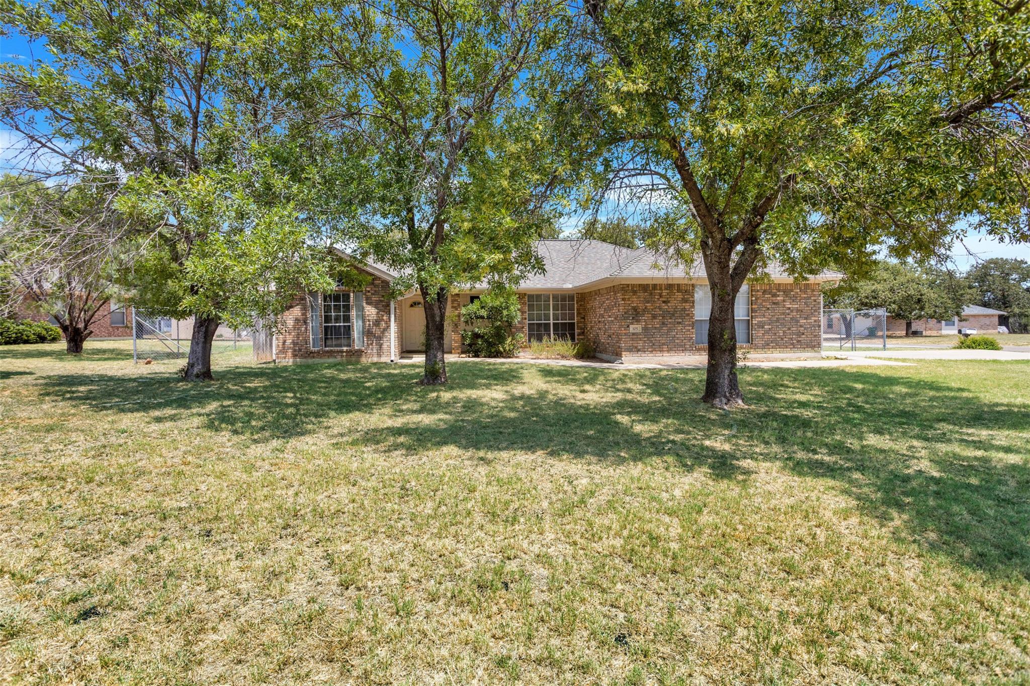 105 County Road 146, Burnet, TX 78611 — photo 1