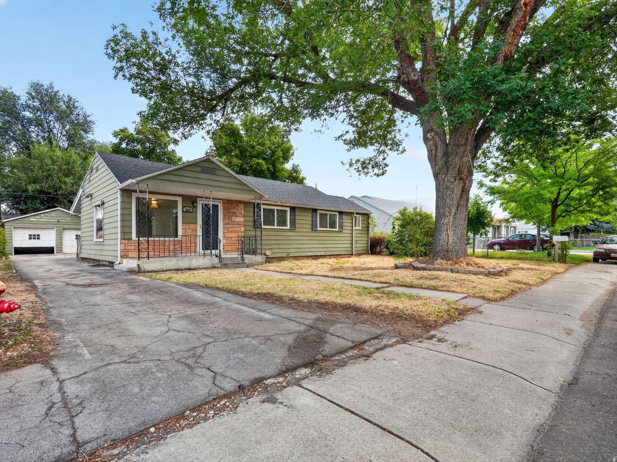 344  LIBERTY ST, Layton, UT 84041 — photo 1