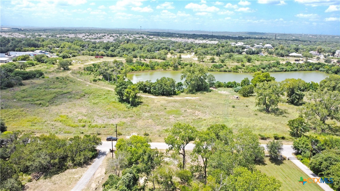 1249 Sleepy Hollow, New Braunfels, TX 78130 — photo 1