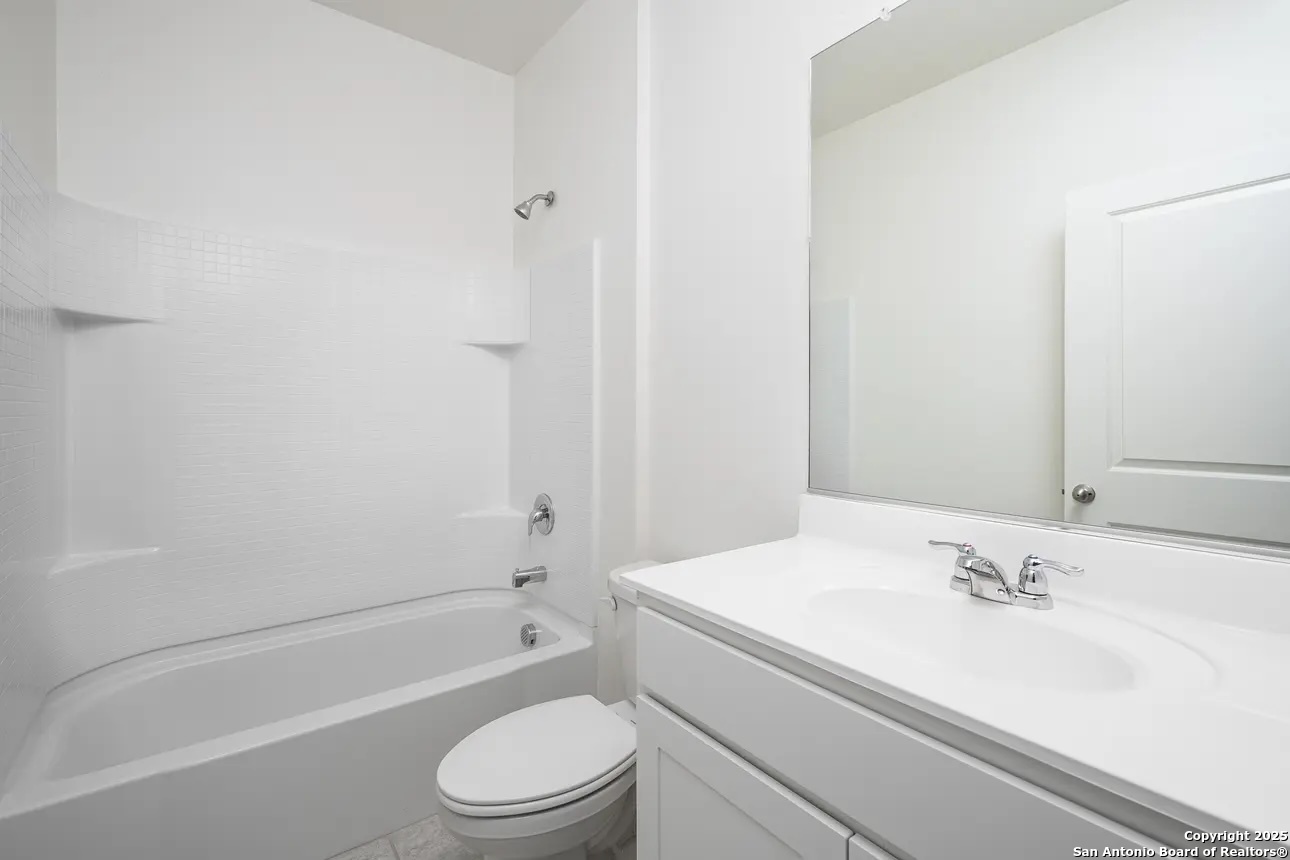 10142 Galineer Glen, ,  78154 — photo 1