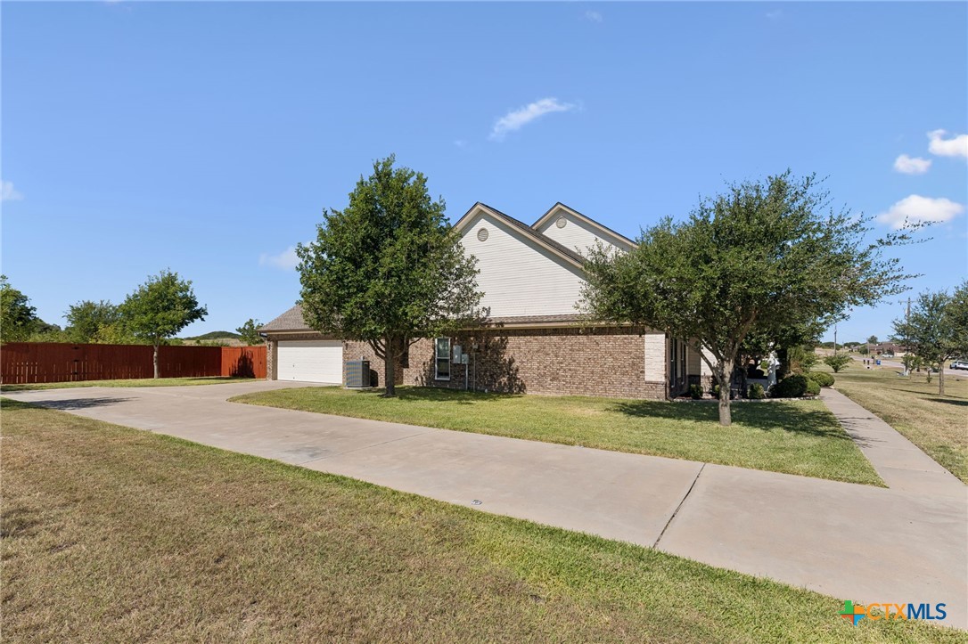 113 Coleton, Copperas Cove, TX 76522 — photo 1