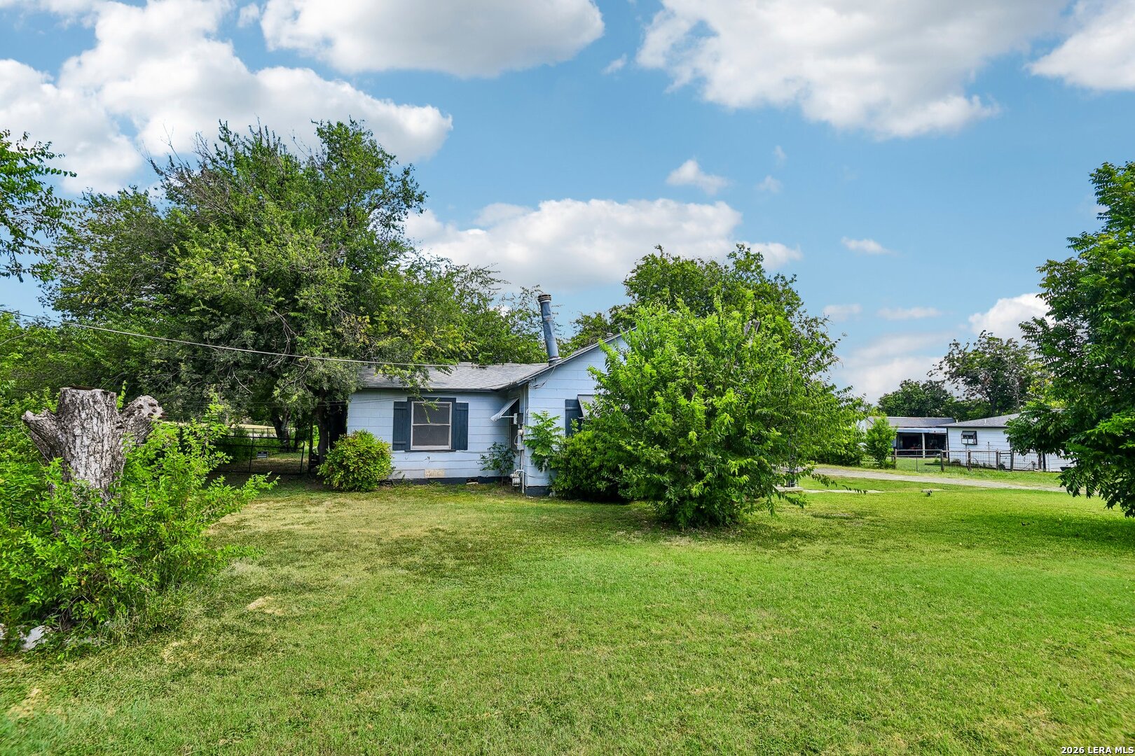 431 Quill Dr, ,  78228 — photo 1