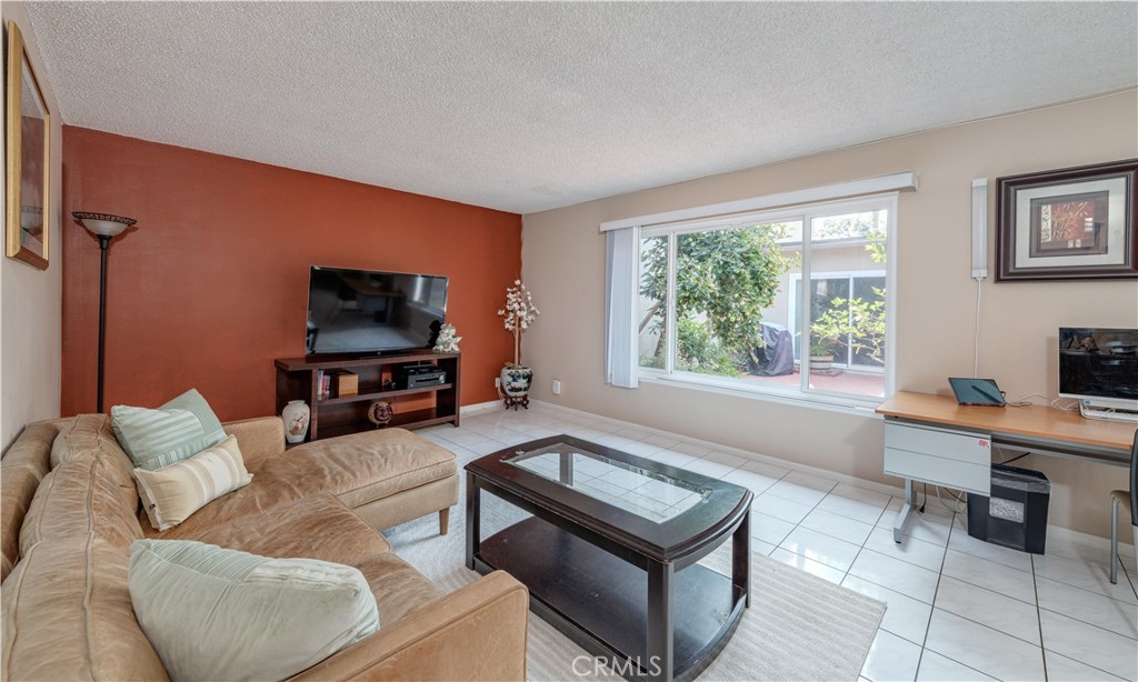 13875 La Jolla Plaza, Garden Grove, CA 92844 — photo 1