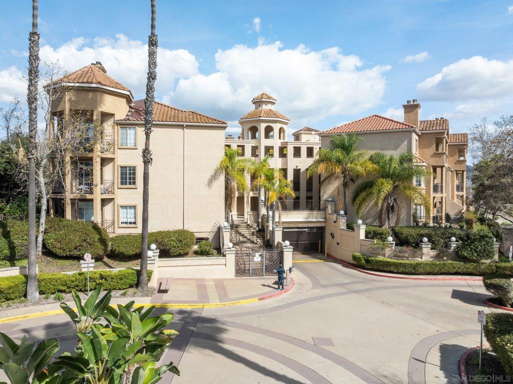 580 Camino de la Reina 321, San Diego, CA 92108 — photo 1