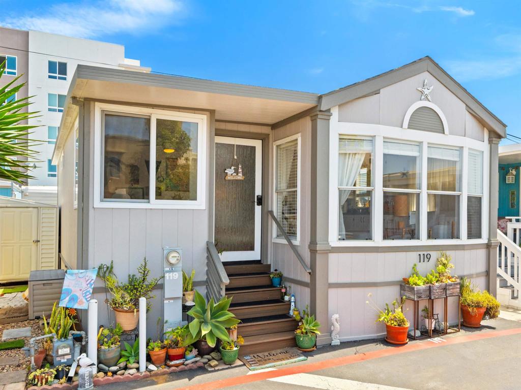 900 N Cleveland Street 119, Oceanside, CA 92054 — photo 1