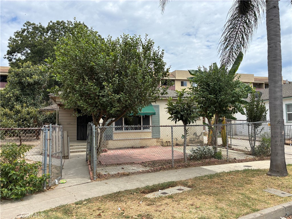 1529 N Van Ness, Santa Ana, CA 92706 — photo 1