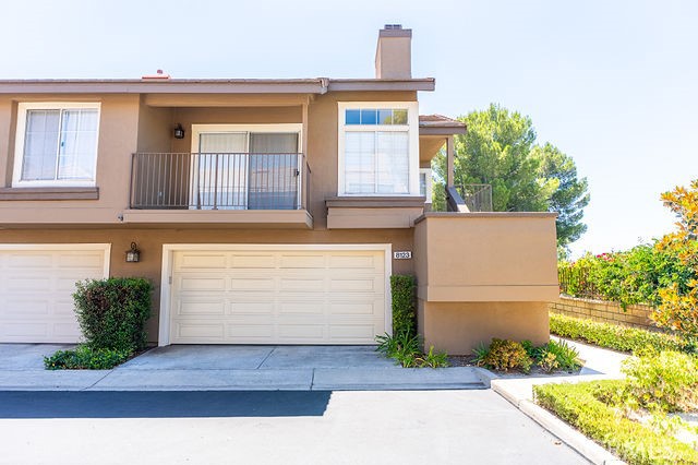 8123 E Oak Ridge Cir, Anaheim Hills, CA 92808 — photo 1