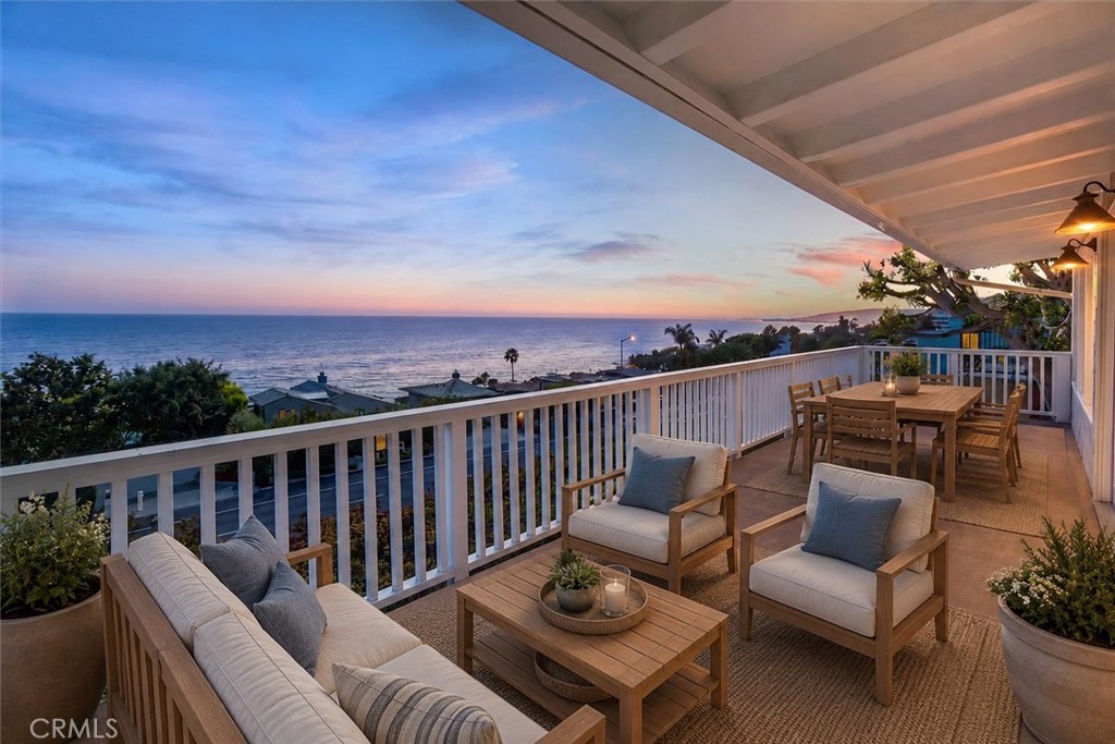 32122 Coast, Laguna Beach, CA 92651 — photo 1