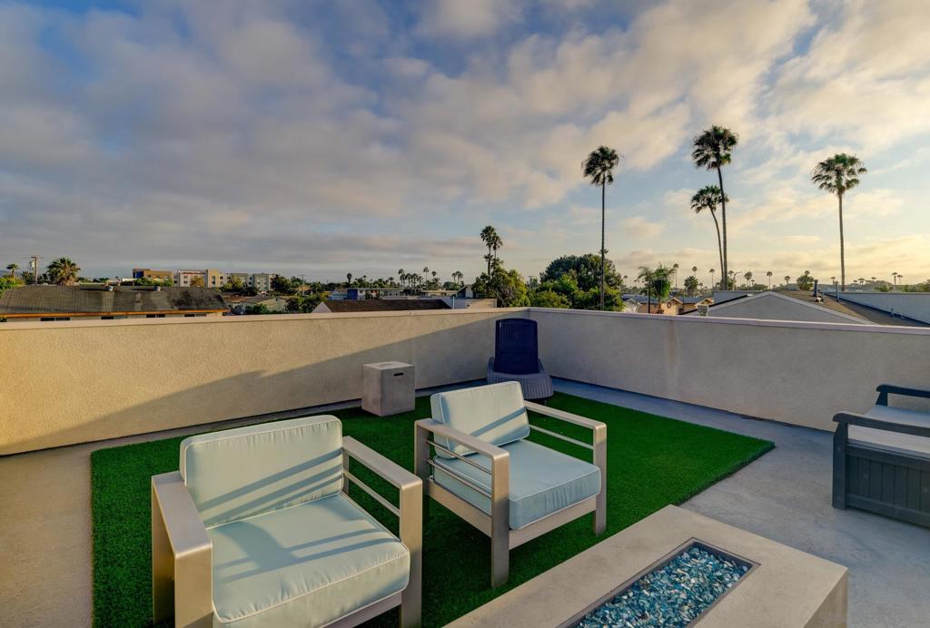 571 Delaware, Imperial Beach, CA 91932 — photo 1