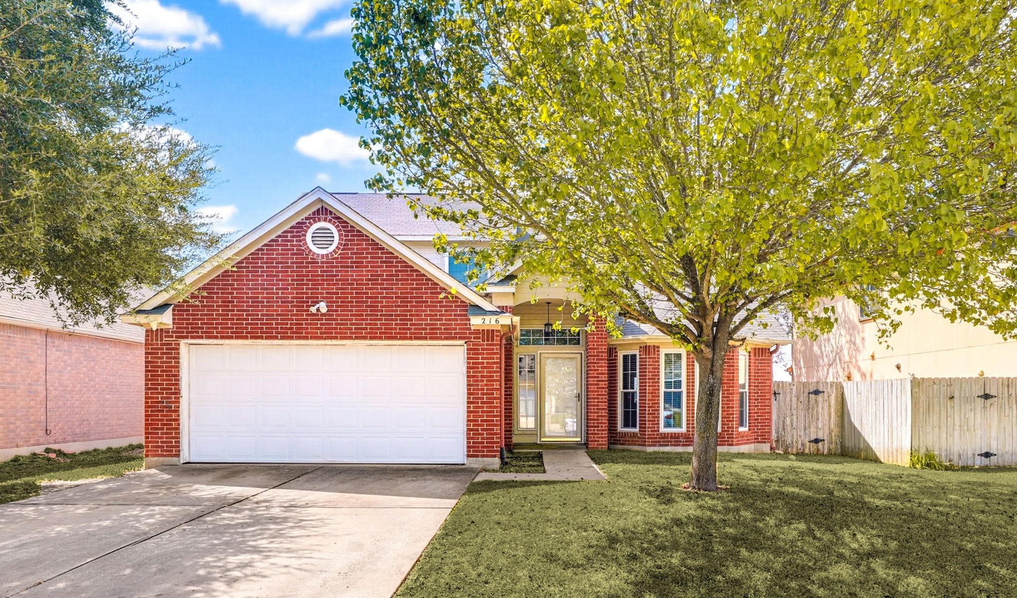 216 Sunshadow, Lockhart, TX 78644 — photo 1