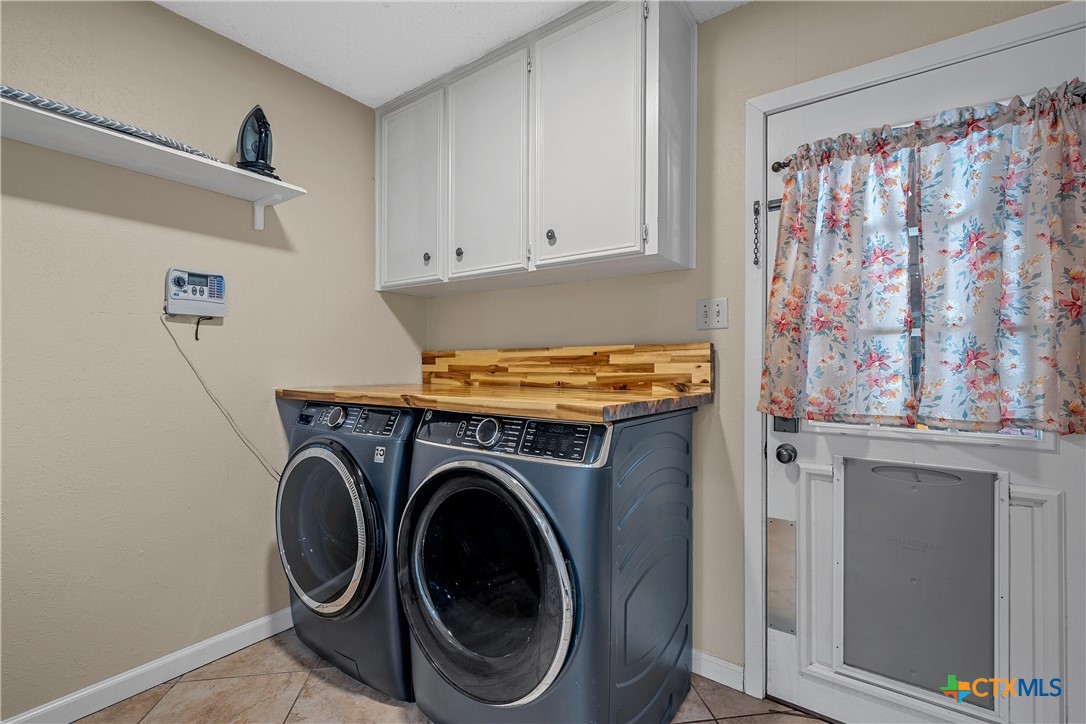 400 22nd, Belton, TX 76513 — photo 1